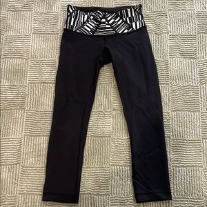 Lululemon Crop Black Leggings size 2